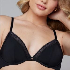 Savage Fenty Microfiber Logo-Trim Unlined Plunge Bra